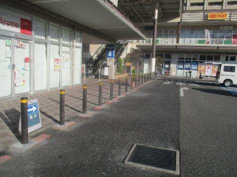 「豊中市某商業施設」ボラード工事　施工後画像