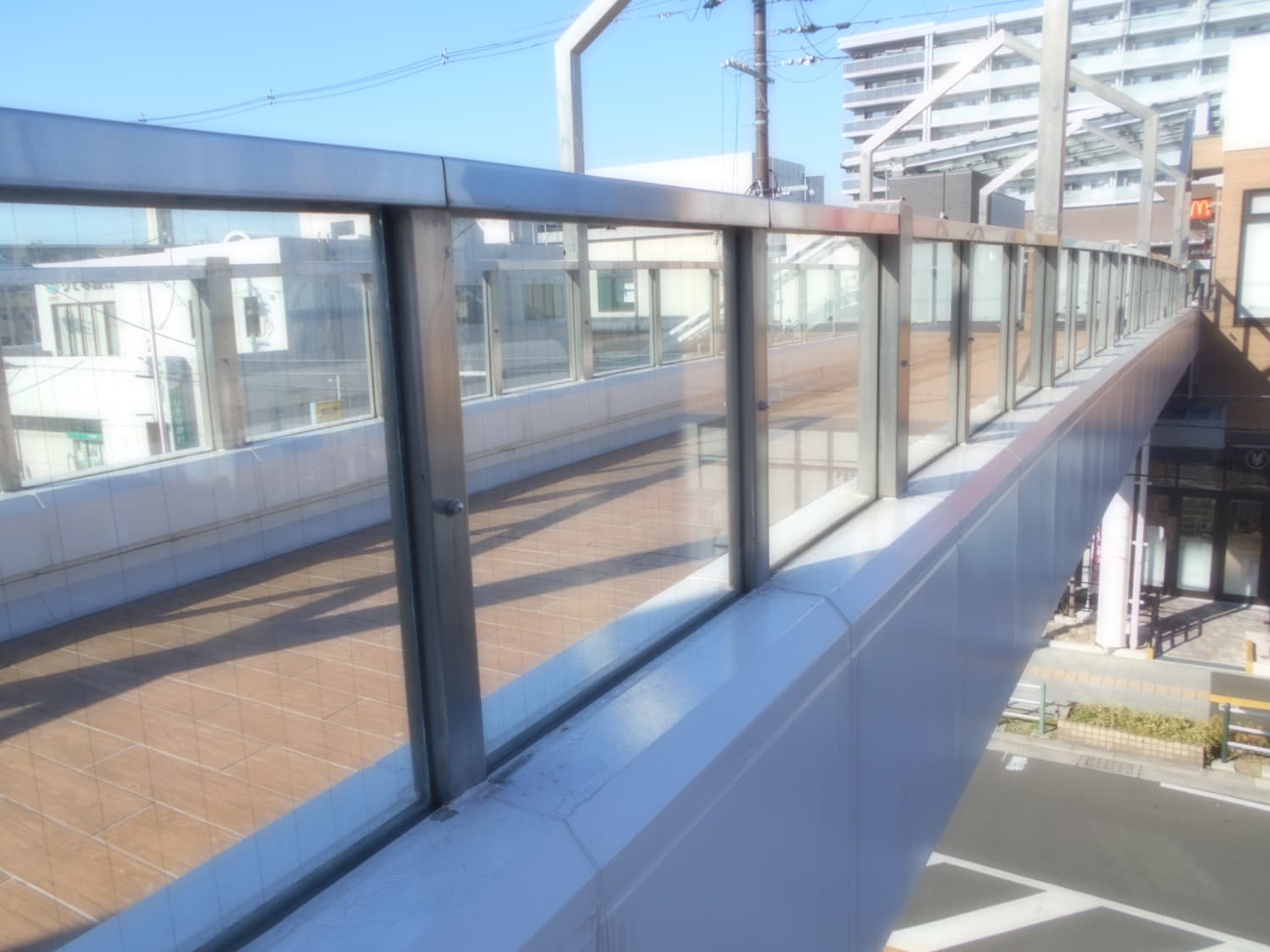 「横浜市某商業施設」非常階段塗装工事　施工後画像