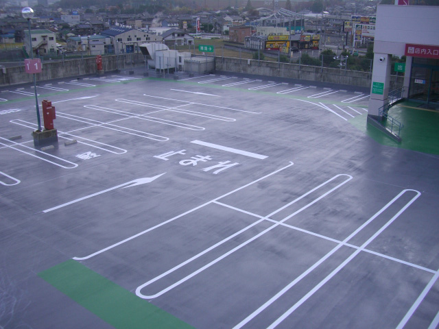 「栃木県某商業施設」屋上駐車場防水改修工事　施工後画像